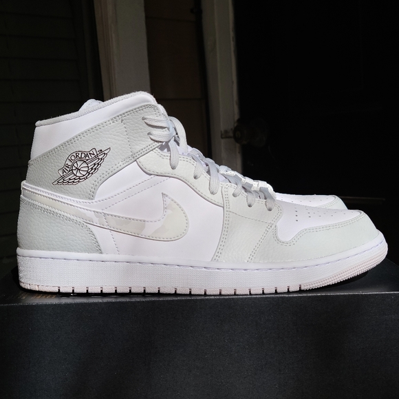 Jordan 1 Mid 'Grey Camo' - Picture 3 of 7